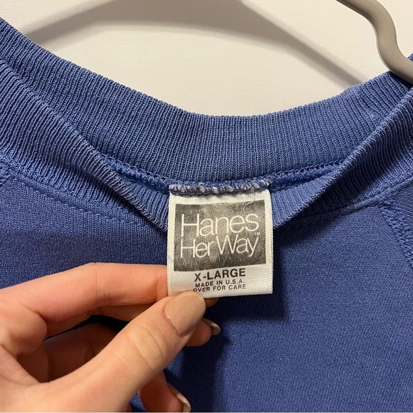 Vintage Christmas Santa Crewneck Sweatshirt - Picture 4 of 4